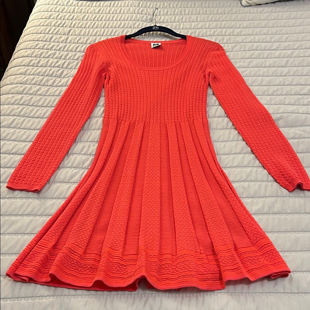 Missoni - Lightweight Wool Knit Scoop Neck Dress. Size IT 44